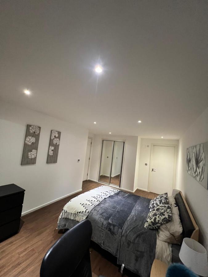 Royal Victoria Flat2 Apartment London Bagian luar foto