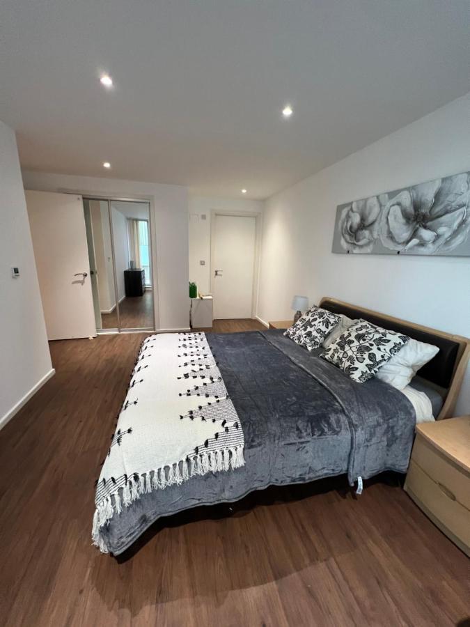 Royal Victoria Flat2 Apartment London Bagian luar foto